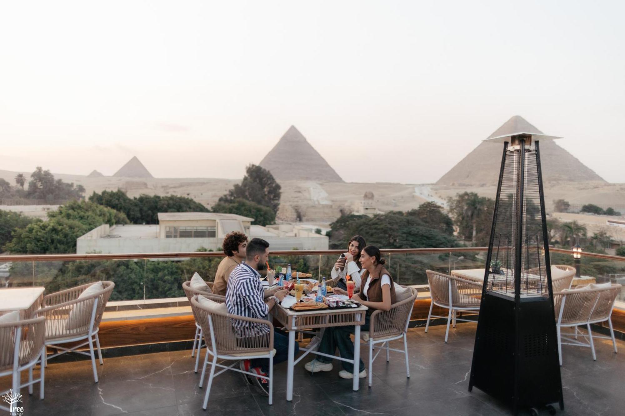 Shadow Pyramids Suites And Jacuzzi Kafret el-Gabal Exterior foto