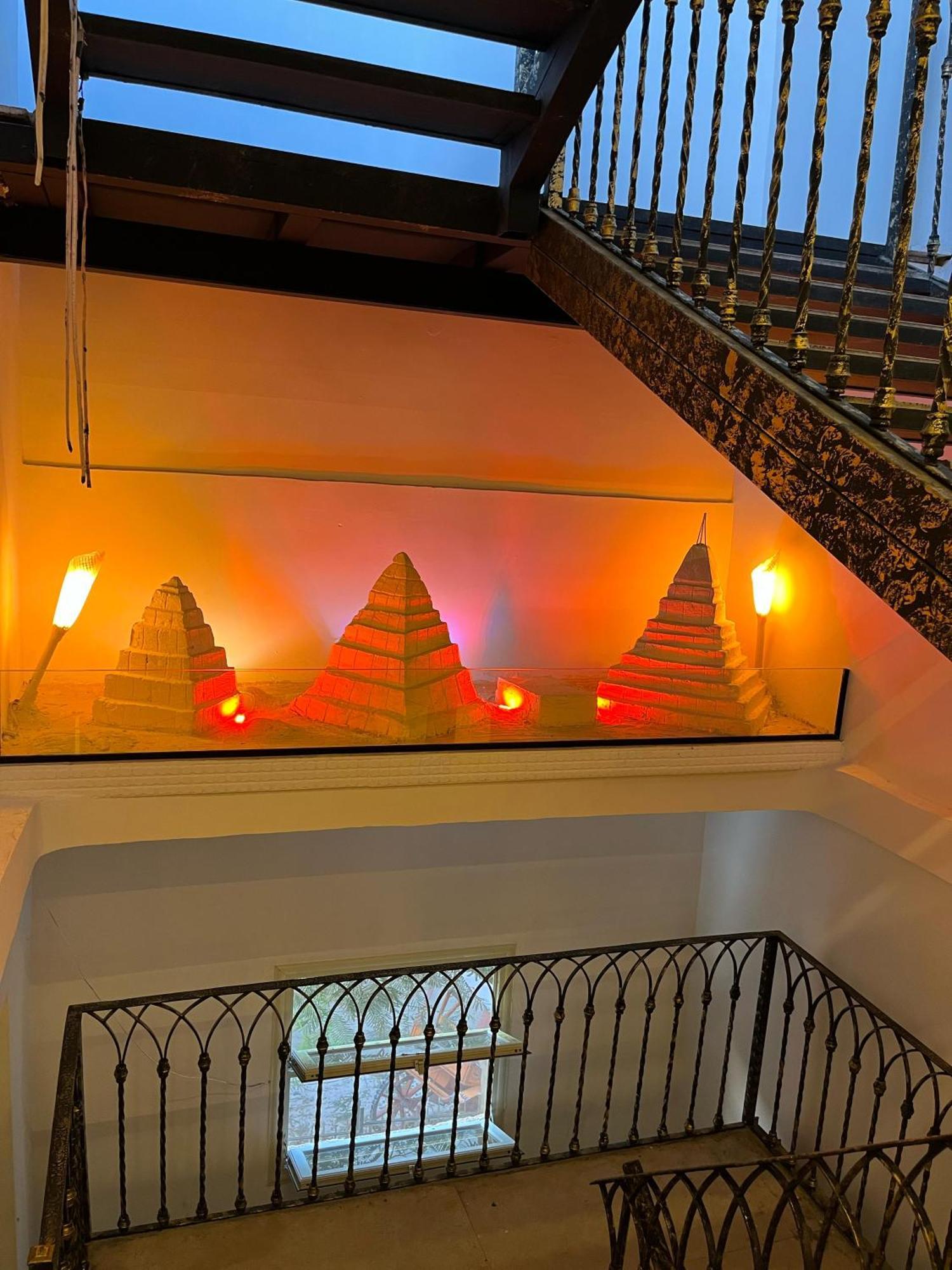 Shadow Pyramids Suites And Jacuzzi Kafret el-Gabal Exterior foto